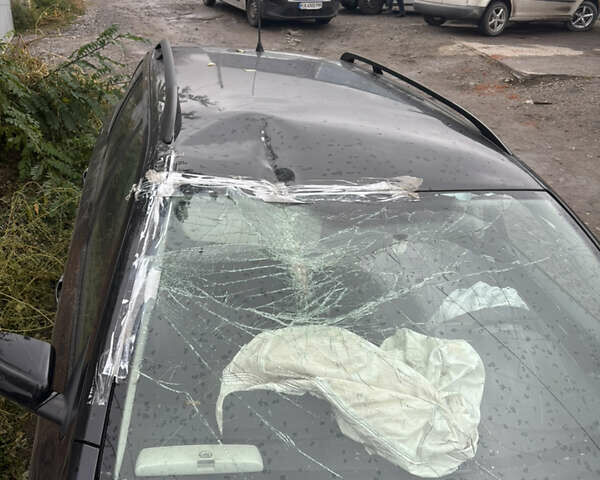 Черный Шкода Октавия, объемом двигателя 1.6 л и пробегом 270 тыс. км за 3500 $, фото 6 на Automoto.ua