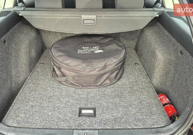 Черный Шкода Октавия, объемом двигателя 1.6 л и пробегом 217 тыс. км за 5700 $, фото 32 на Automoto.ua