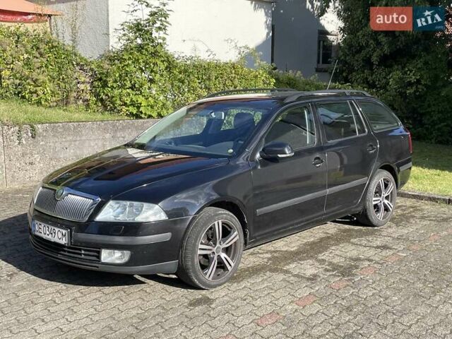 Черный Шкода Октавия, объемом двигателя 1.6 л и пробегом 170 тыс. км за 6577 $, фото 3 на Automoto.ua