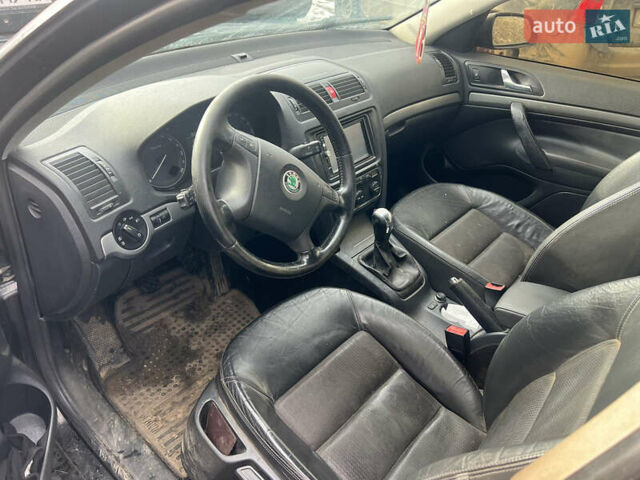 Чорний Шкода Октавія, об'ємом двигуна 1.97 л та пробігом 365 тис. км за 3250 $, фото 10 на Automoto.ua