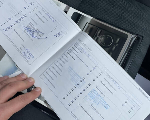 Черный Шкода Октавия, объемом двигателя 1.6 л и пробегом 169 тыс. км за 5850 $, фото 64 на Automoto.ua