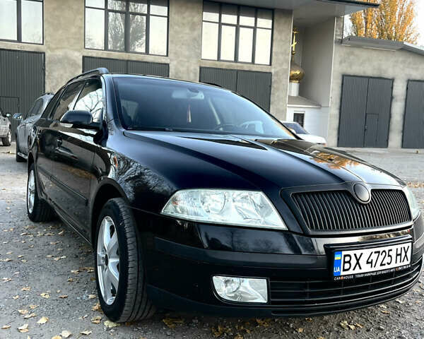Черный Шкода Октавия, объемом двигателя 2.01 л и пробегом 270 тыс. км за 5000 $, фото 1 на Automoto.ua