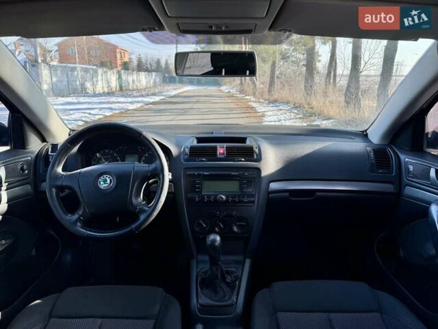 Черный Шкода Октавия, объемом двигателя 1.9 л и пробегом 187 тыс. км за 4300 $, фото 10 на Automoto.ua