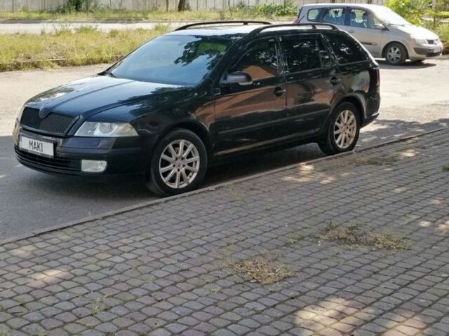 Черный Шкода Октавия, объемом двигателя 2 л и пробегом 300 тыс. км за 5500 $, фото 3 на Automoto.ua