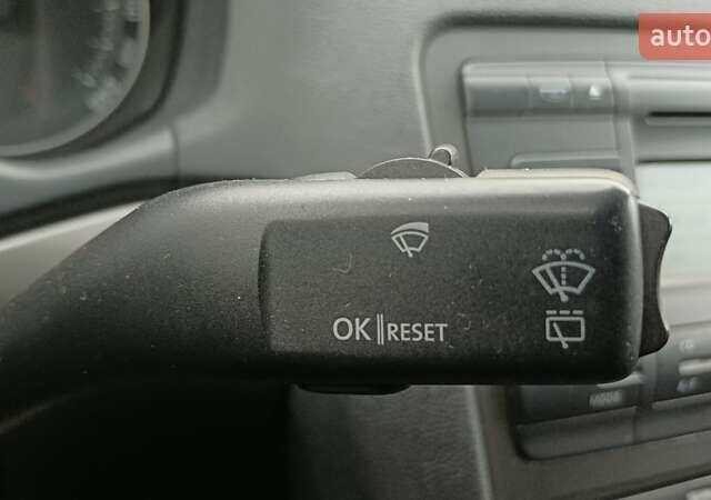 Черный Шкода Октавия, объемом двигателя 1.6 л и пробегом 350 тыс. км за 4800 $, фото 41 на Automoto.ua