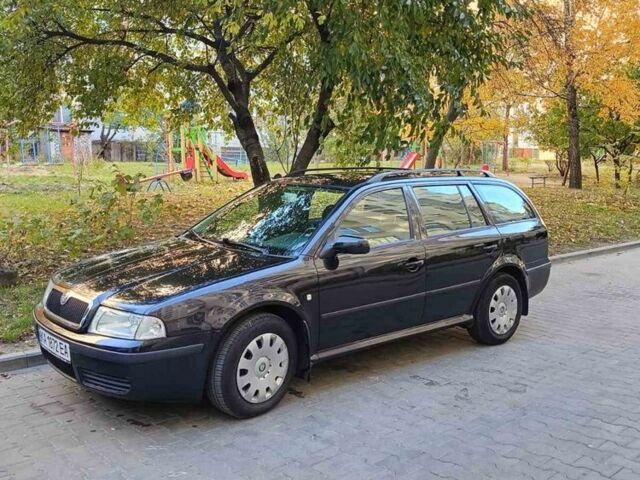 Черный Шкода Октавия, объемом двигателя 0 л и пробегом 217 тыс. км за 4700 $, фото 7 на Automoto.ua