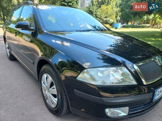 Черный Шкода Октавия, объемом двигателя 1.6 л и пробегом 217 тыс. км за 5750 $, фото 10 на Automoto.ua