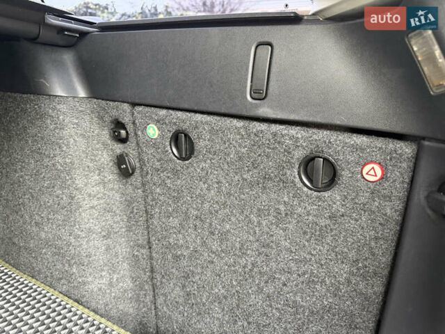 Чорний Шкода Октавія, об'ємом двигуна 2 л та пробігом 197 тис. км за 7400 $, фото 58 на Automoto.ua