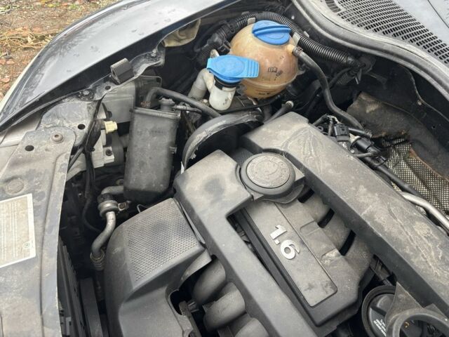 Черный Шкода Октавия, объемом двигателя 1.6 л и пробегом 300 тыс. км за 3500 $, фото 10 на Automoto.ua