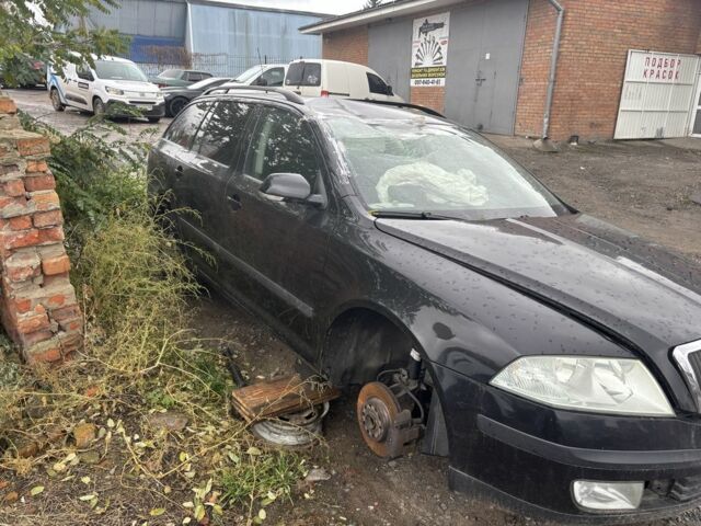 Черный Шкода Октавия, объемом двигателя 1.6 л и пробегом 300 тыс. км за 3500 $, фото 7 на Automoto.ua