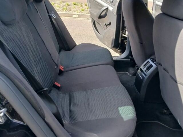 Черный Шкода Октавия, объемом двигателя 2 л и пробегом 257 тыс. км за 2350 $, фото 6 на Automoto.ua