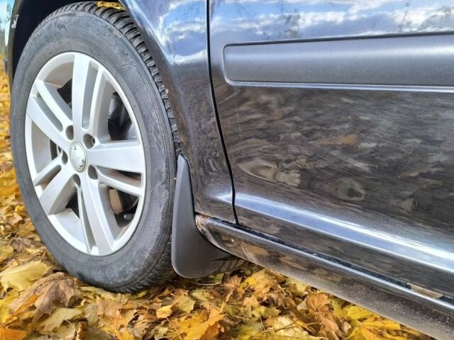 Шкода Октавия 2005 в Староконстантинов на Automoto.ua Черный Шкода Октавия, объемом двигателя 2 л и пробегом 245 тыс. км за 5500 $, фото 7 на Automoto.ua