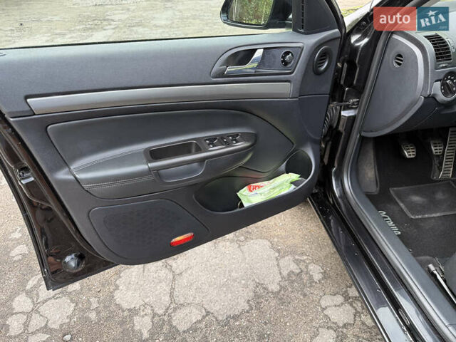 Чорний Шкода Октавія, об'ємом двигуна 1.6 л та пробігом 240 тис. км за 6800 $, фото 28 на Automoto.ua