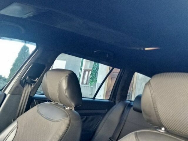 Черный Шкода Октавия, объемом двигателя 2 л и пробегом 300 тыс. км за 5500 $, фото 7 на Automoto.ua