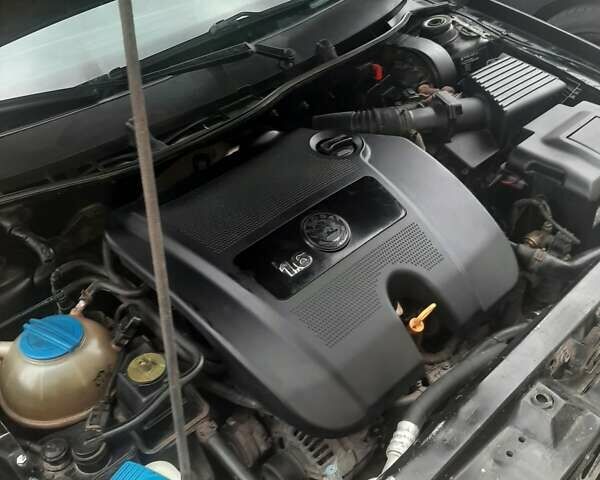 Черный Шкода Октавия, объемом двигателя 1.6 л и пробегом 420 тыс. км за 4900 $, фото 9 на Automoto.ua