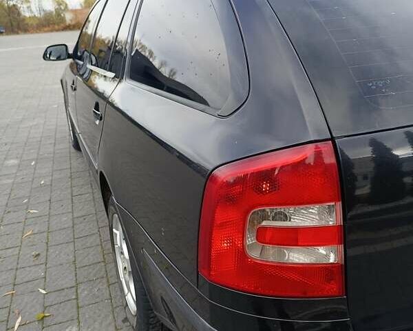 Черный Шкода Октавия, объемом двигателя 1.9 л и пробегом 320 тыс. км за 4750 $, фото 18 на Automoto.ua