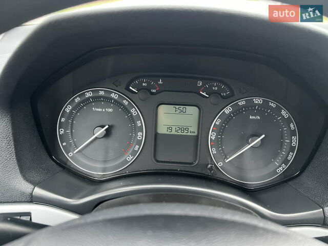 Шкода Октавія 2005 у Луцьку на Automoto.ua Чорний Шкода Октавія, об'ємом двигуна 1.6 л та пробігом 191 тис. км за 5500 $, фото 14 на Automoto.ua
