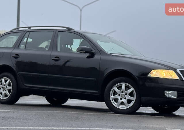 Черный Шкода Октавия, объемом двигателя 2 л и пробегом 250 тыс. км за 5999 $, фото 19 на Automoto.ua