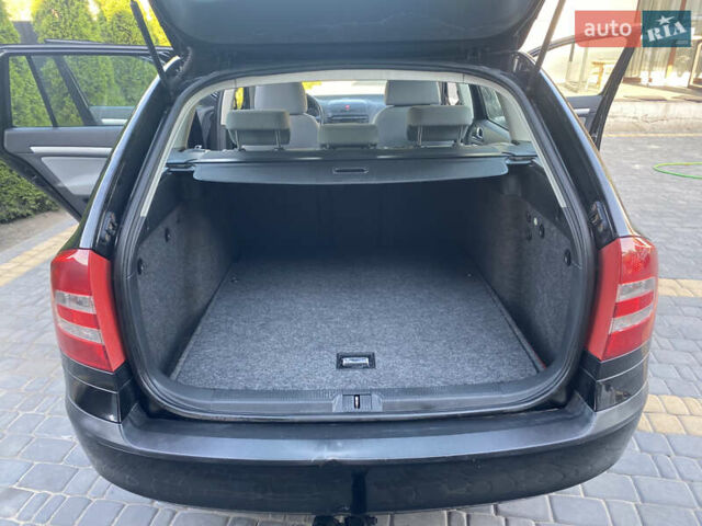 Чорний Шкода Октавія, об'ємом двигуна 1.6 л та пробігом 265 тис. км за 5600 $, фото 38 на Automoto.ua