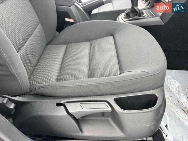 Черный Шкода Октавия, объемом двигателя 1.6 л и пробегом 255 тыс. км за 5499 $, фото 55 на Automoto.ua