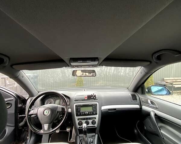 Черный Шкода Октавия, объемом двигателя 1.98 л и пробегом 246 тыс. км за 5700 $, фото 6 на Automoto.ua