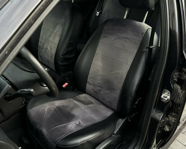 Шкода Октавия 2006 в Черкассах на Automoto.ua Черный Шкода Октавия, объемом двигателя 1.6 л и пробегом 211 тыс. км за 5500 $, фото 26 на Automoto.ua