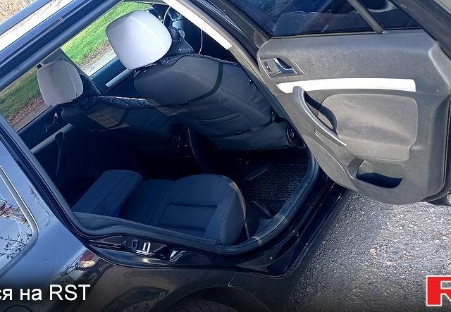 Черный Шкода Октавия, объемом двигателя 1.6 л и пробегом 290 тыс. км за 6500 $, фото 6 на Automoto.ua