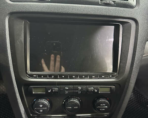 Черный Шкода Октавия, объемом двигателя 2 л и пробегом 298 тыс. км за 6700 $, фото 43 на Automoto.ua