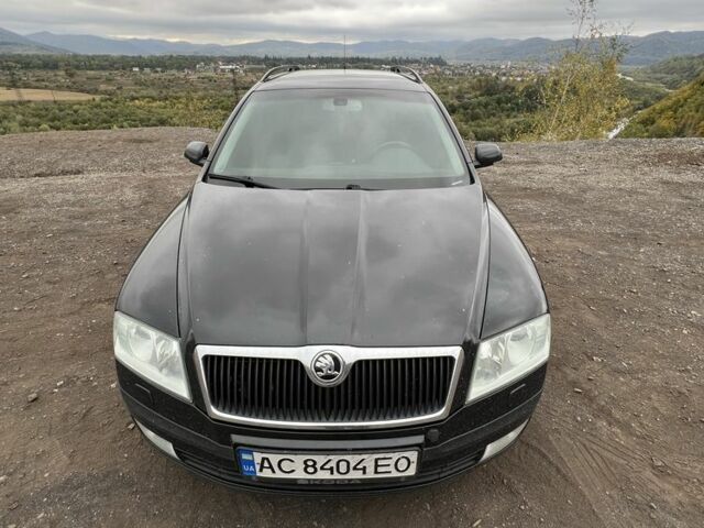 Чорний Шкода Октавія, об'ємом двигуна 2 л та пробігом 301 тис. км за 5800 $, фото 4 на Automoto.ua
