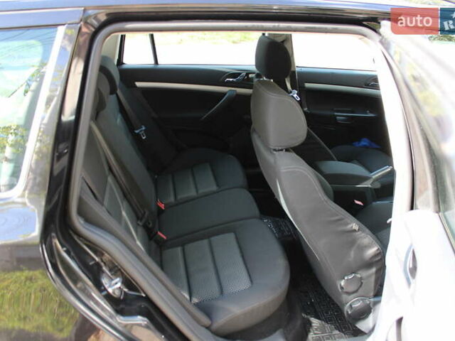 Черный Шкода Октавия, объемом двигателя 1.6 л и пробегом 212 тыс. км за 6600 $, фото 13 на Automoto.ua