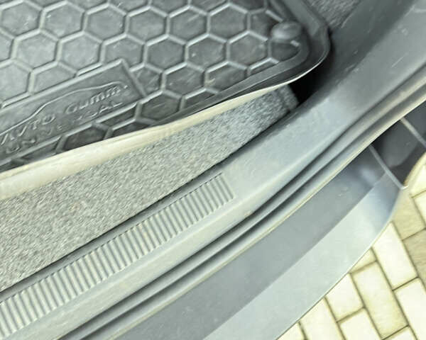 Черный Шкода Октавия, объемом двигателя 1.97 л и пробегом 340 тыс. км за 6900 $, фото 17 на Automoto.ua