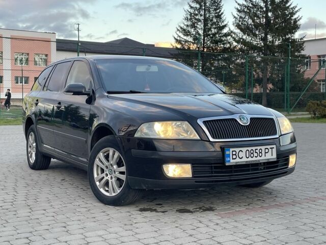 Черный Шкода Октавия, объемом двигателя 2 л и пробегом 300 тыс. км за 5700 $, фото 2 на Automoto.ua