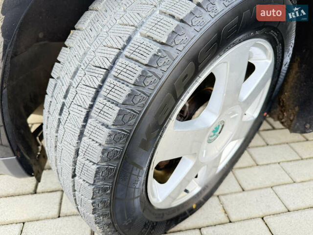 Черный Шкода Октавия, объемом двигателя 1.97 л и пробегом 340 тыс. км за 6900 $, фото 16 на Automoto.ua