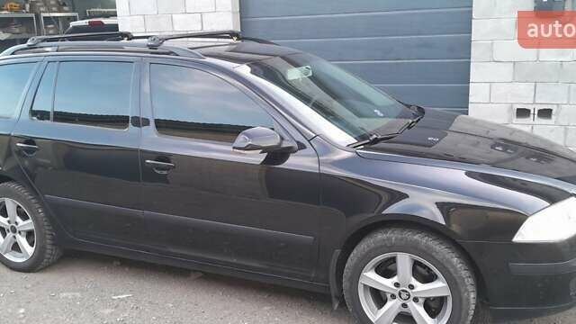 Черный Шкода Октавия, объемом двигателя 1.6 л и пробегом 260 тыс. км за 7400 $, фото 4 на Automoto.ua