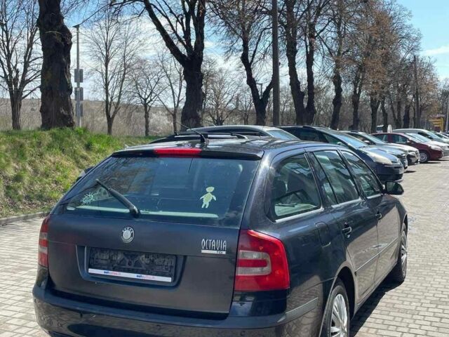 Черный Шкода Октавия, объемом двигателя 1.9 л и пробегом 300 тыс. км за 2550 $, фото 1 на Automoto.ua