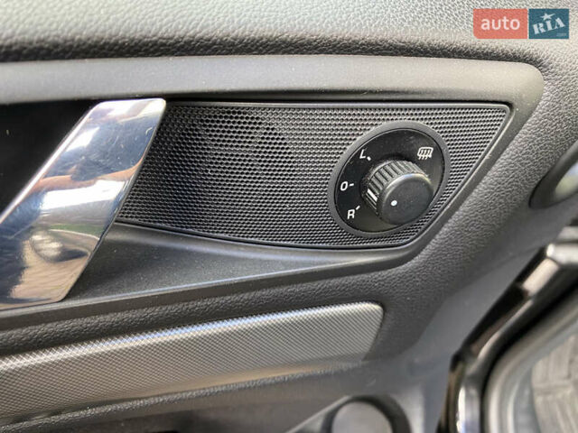 Черный Шкода Октавия, объемом двигателя 1.6 л и пробегом 210 тыс. км за 6500 $, фото 16 на Automoto.ua