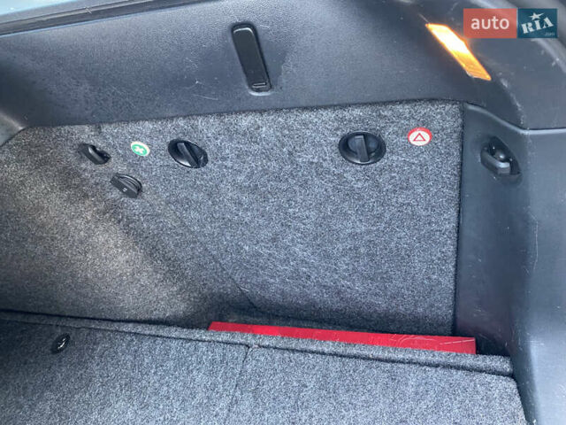 Чорний Шкода Октавія, об'ємом двигуна 1.6 л та пробігом 265 тис. км за 5600 $, фото 36 на Automoto.ua