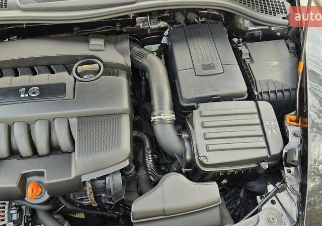 Чорний Шкода Октавія, об'ємом двигуна 1.6 л та пробігом 212 тис. км за 5700 $, фото 28 на Automoto.ua