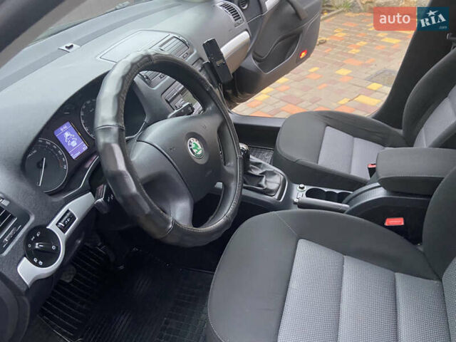 Чорний Шкода Октавія, об'ємом двигуна 1.6 л та пробігом 220 тис. км за 6450 $, фото 22 на Automoto.ua