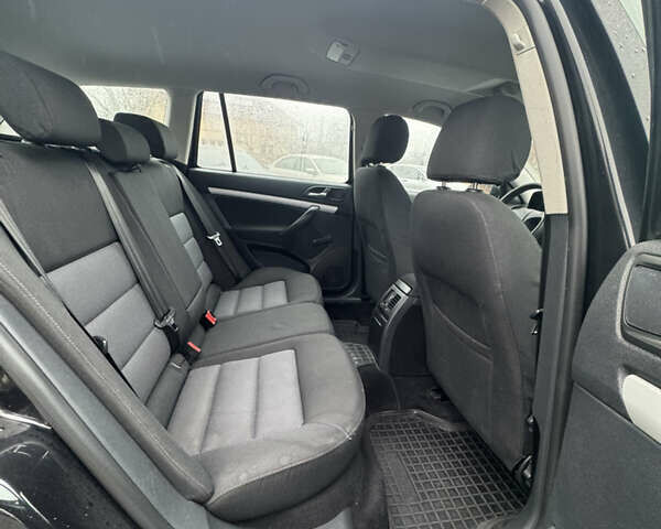 Черный Шкода Октавия, объемом двигателя 1.6 л и пробегом 251 тыс. км за 5800 $, фото 24 на Automoto.ua