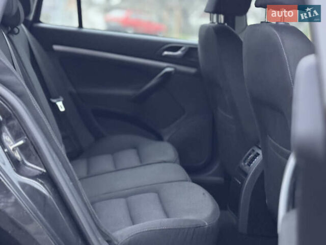 Черный Шкода Октавия, объемом двигателя 2 л и пробегом 250 тыс. км за 5999 $, фото 32 на Automoto.ua