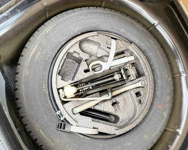 Черный Шкода Октавия, объемом двигателя 1.6 л и пробегом 224 тыс. км за 7750 $, фото 22 на Automoto.ua