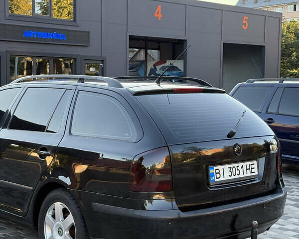 Шкода Октавия 2006 в Гадяче на Automoto.ua Черный Шкода Октавия, объемом двигателя 1.98 л и пробегом 276 тыс. км за 6000 $, фото 1 на Automoto.ua
