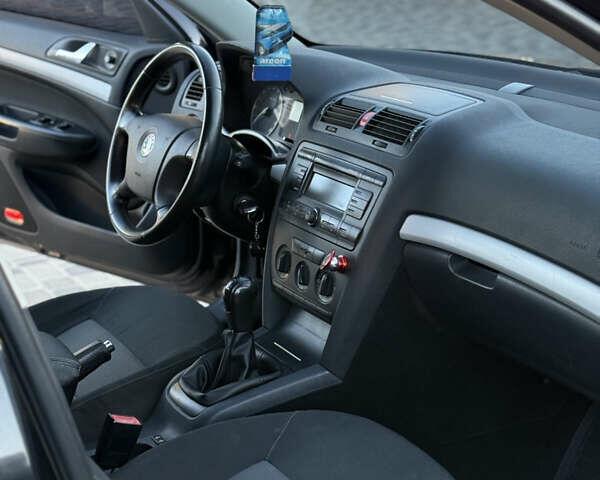 Шкода Октавия 2006 в Гадяче на Automoto.ua Черный Шкода Октавия, объемом двигателя 1.98 л и пробегом 276 тыс. км за 6000 $, фото 8 на Automoto.ua
