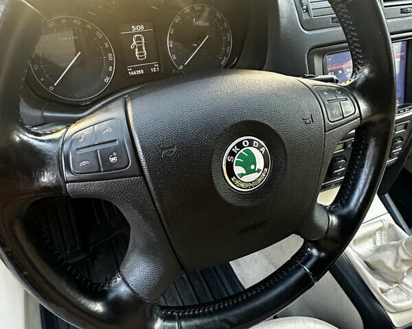 Шкода Октавія 2006 у Житомирі на Automoto.ua Чорний Шкода Октавія, об'ємом двигуна 2 л та пробігом 167 тис. км за 7200 $, фото 14 на Automoto.ua