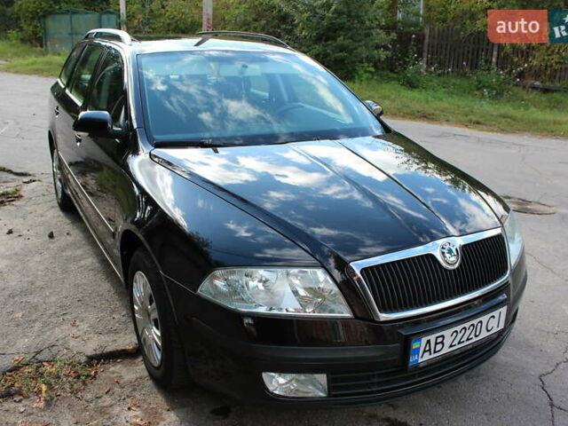 Черный Шкода Октавия, объемом двигателя 1.6 л и пробегом 212 тыс. км за 6500 $, фото 2 на Automoto.ua