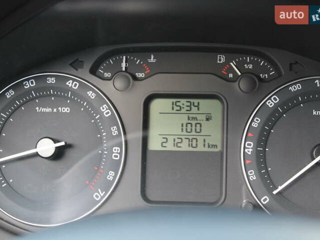 Черный Шкода Октавия, объемом двигателя 1.6 л и пробегом 212 тыс. км за 6600 $, фото 19 на Automoto.ua