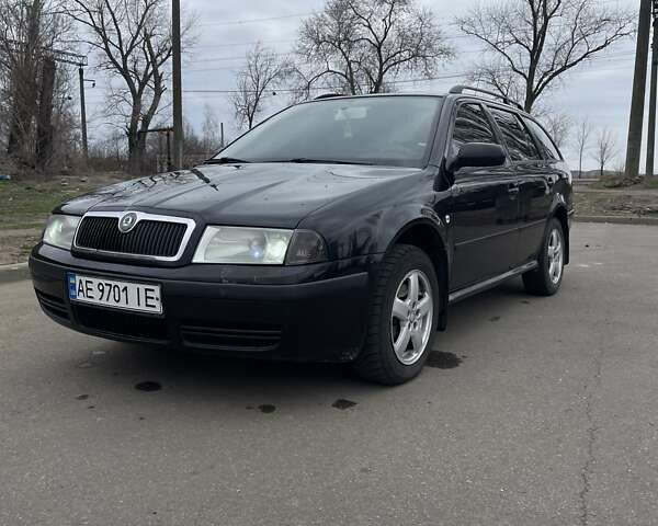 Черный Шкода Октавия, объемом двигателя 1.78 л и пробегом 303 тыс. км за 5000 $, фото 6 на Automoto.ua