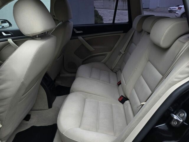 Черный Шкода Октавия, объемом двигателя 1.6 л и пробегом 256 тыс. км за 6300 $, фото 20 на Automoto.ua