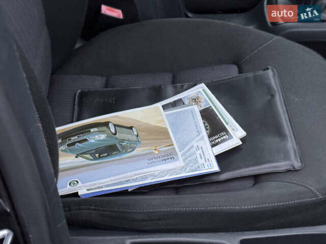 Черный Шкода Октавия, объемом двигателя 2 л и пробегом 250 тыс. км за 5999 $, фото 36 на Automoto.ua